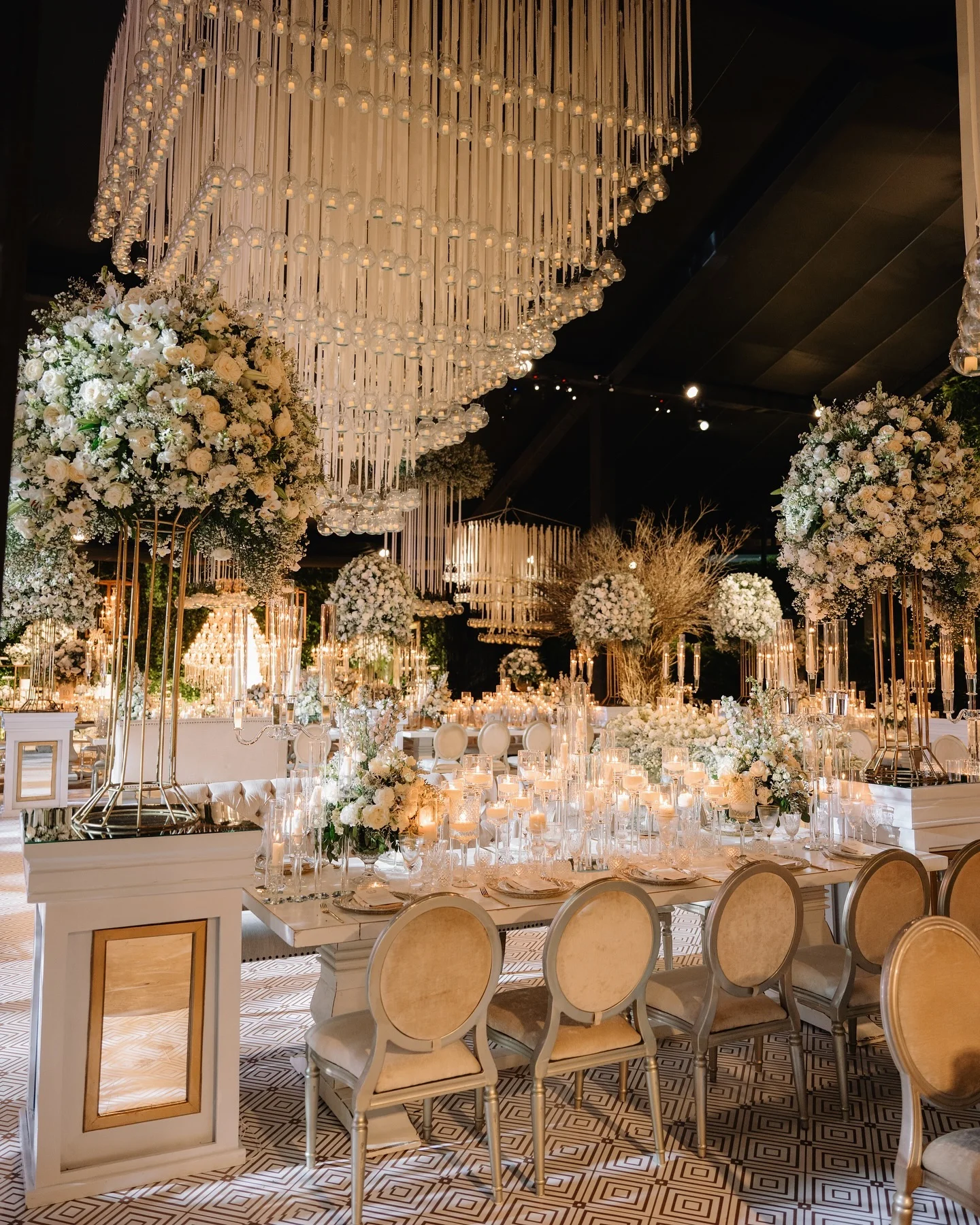 Bespoke Experiences & Floral Couture